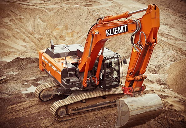 挖土机操作技巧:提高工作效率的必备技能